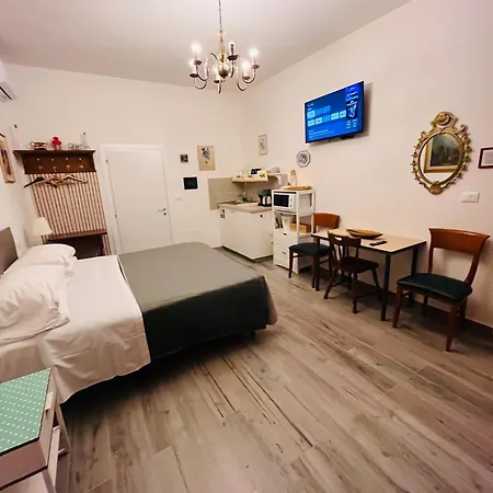 House Bed & Breakfast